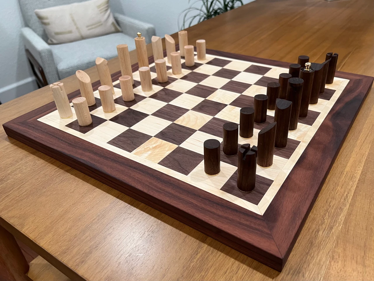 Chessboard & pieces — Rosewood | Walnut | Maple