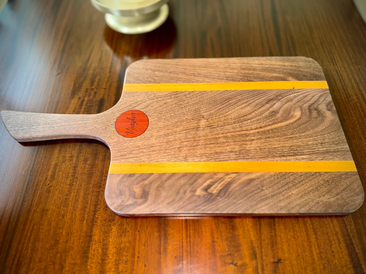 Personalized cheese board — Walnut | Mahogany | Padua